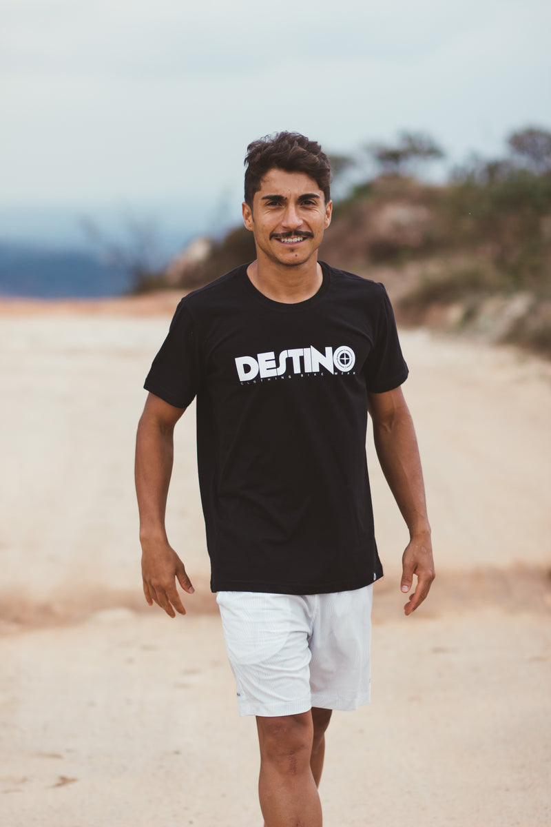 Camiseta Destino  - Masculino - Preta